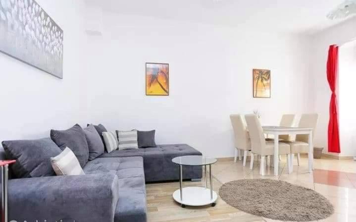 Apartment Andela Каштела Экстерьер фото