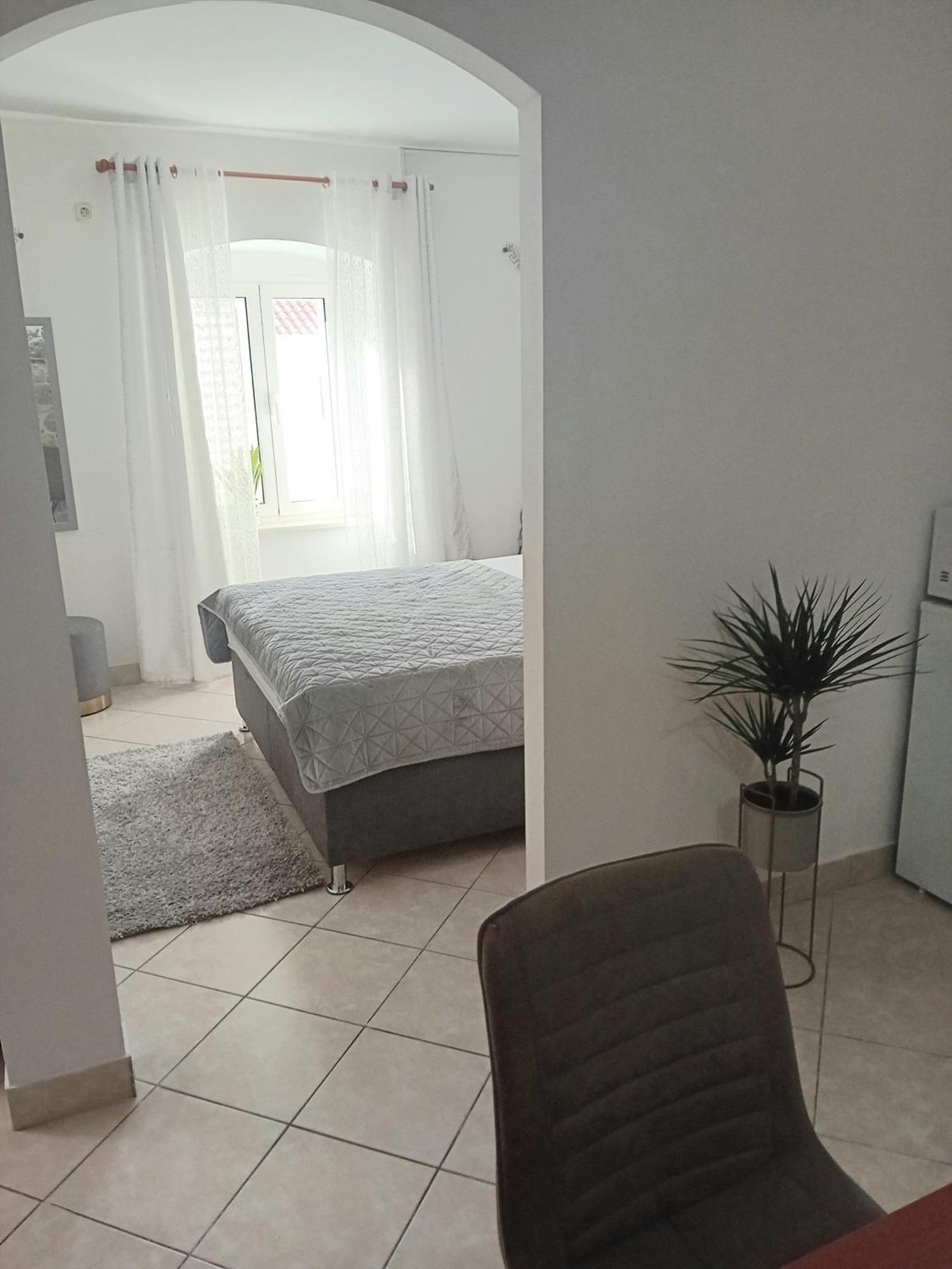 Apartment Andela Каштела Экстерьер фото